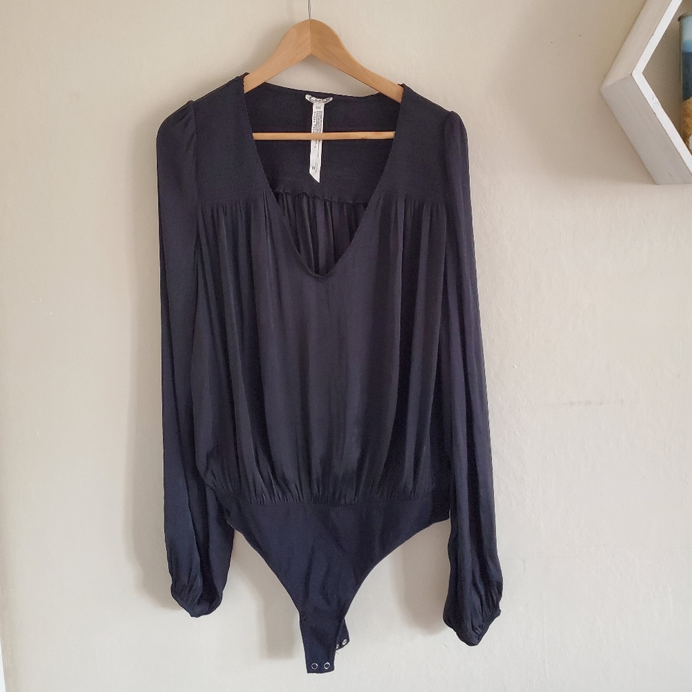 VEUC Free People Black Bodysuit, sz M